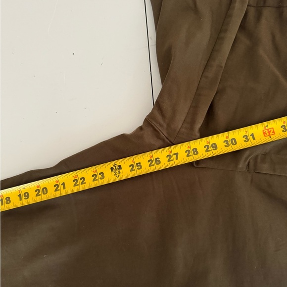 Women’s Express Olive Green Stretch Straight Leg Dress Pant Size 8R Business - Picture 4 of 7